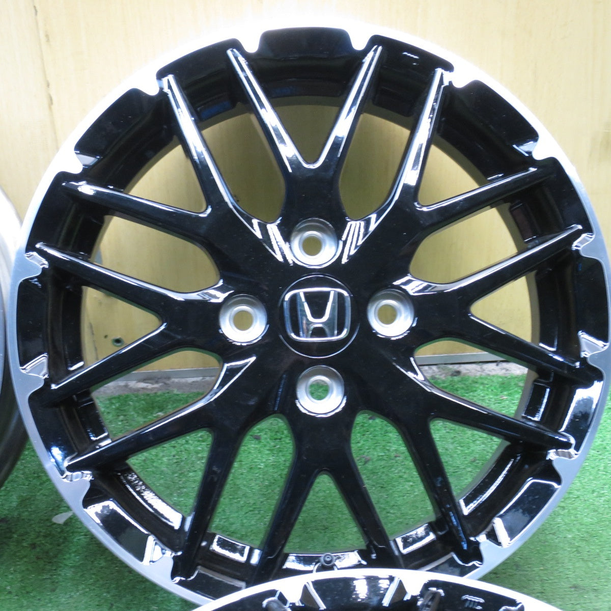 *送料無料* 新車外し★ホンダ N-BOX カスタム コーディネート スタイル 純正 ホイール 15インチ 15×4.5J PCD100/4H★4033002クホ