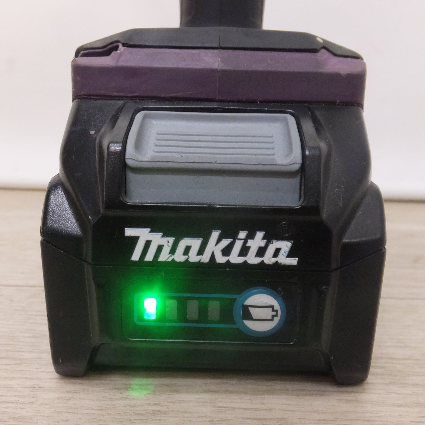 [送料無料] ★マキタ makita 充電式インパクトドライバ TD001G　バッテリ BL4025　セット★