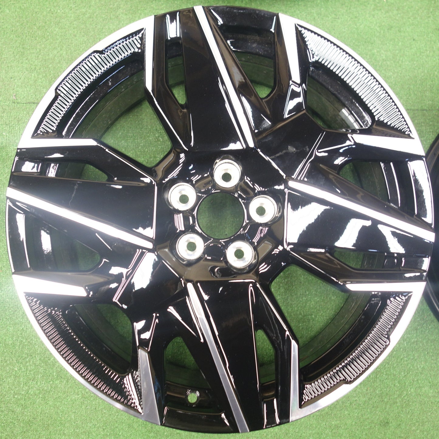 キレイ★プジョー 3008 純正 ホイール 19インチ 19×7.5J PCD108/5H★6031202KTホ