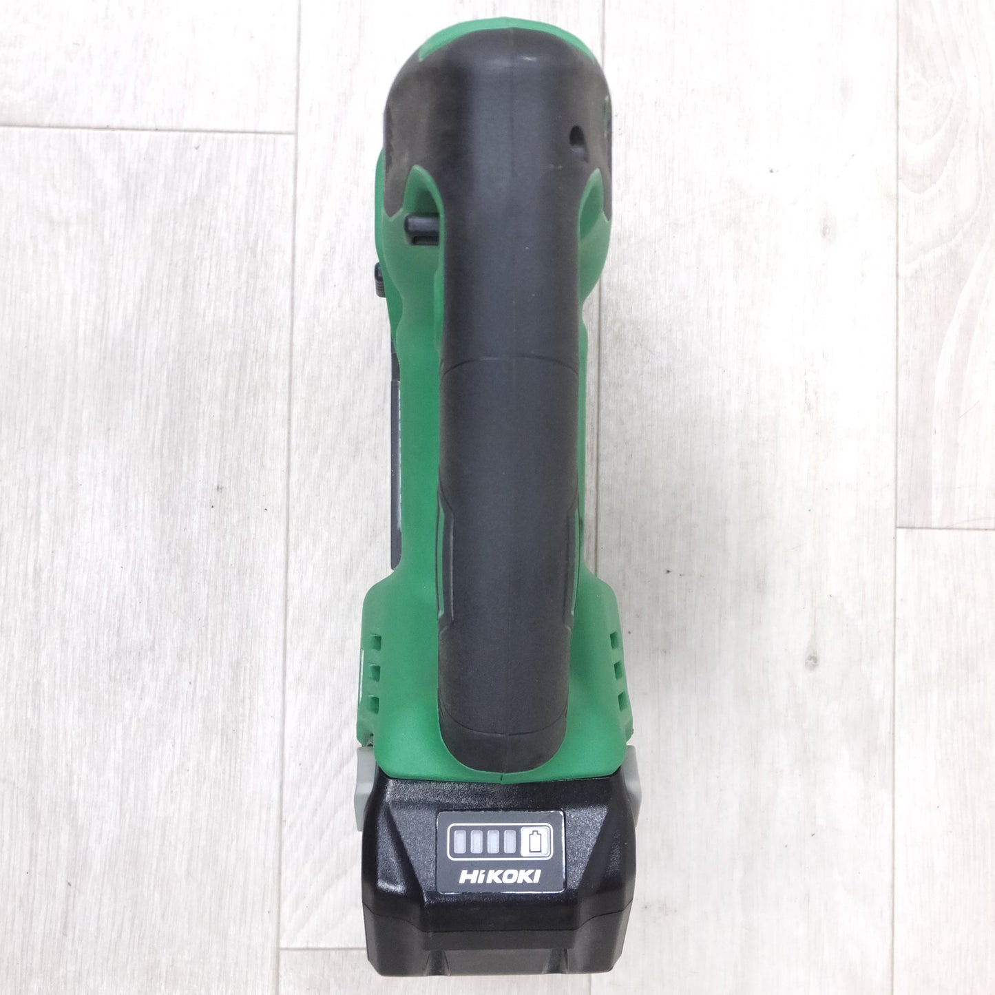 [送料無料] キレイ！付属品付き◆HIKOKI 135mm 36V コードレス ジグソー CJ36DA バッテリー ケース 充電器 替刃 付き 電気 のこぎり 電動 工具◆