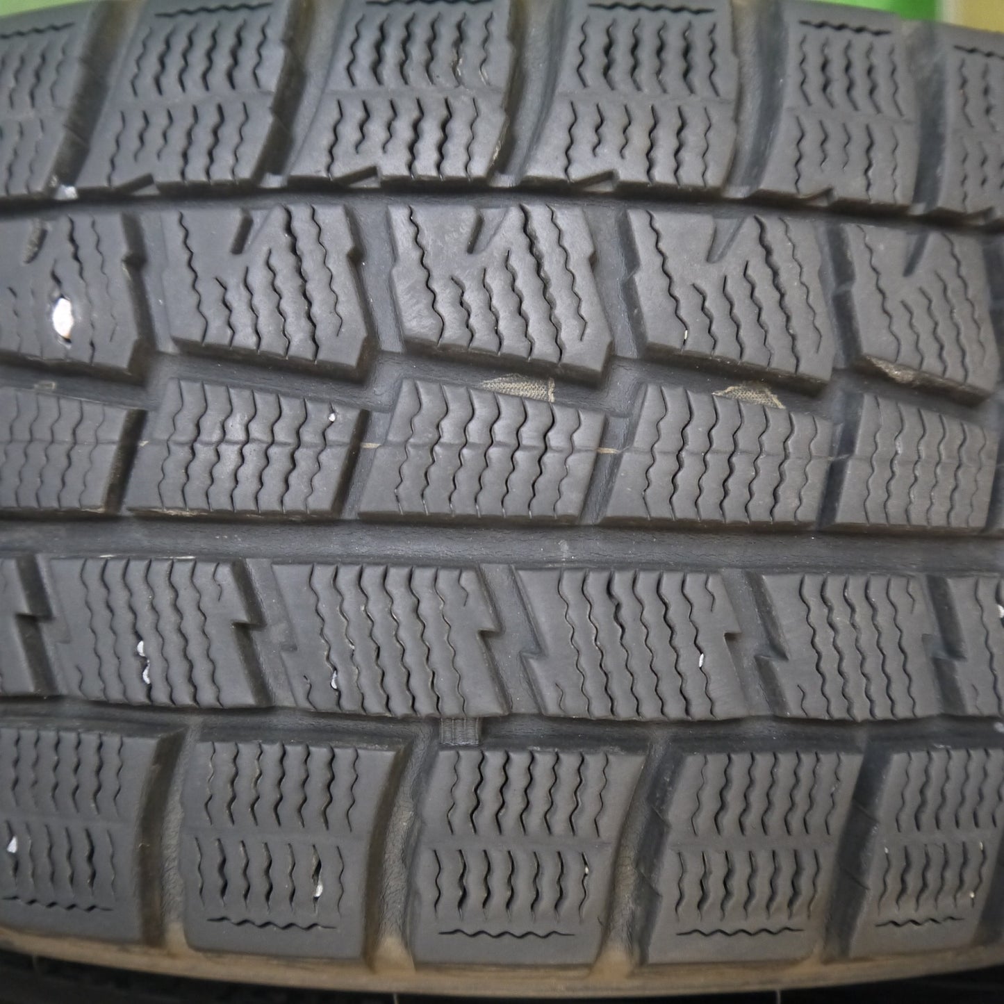 バリ溝！キレイ！9分★プリウス 等 195/65R15 スタッドレス ダンロップ ウインターマックス WM01 VELVA KEVIN ヴェルヴァ ケヴィン 15インチ PCD100/5H★5100105Hス