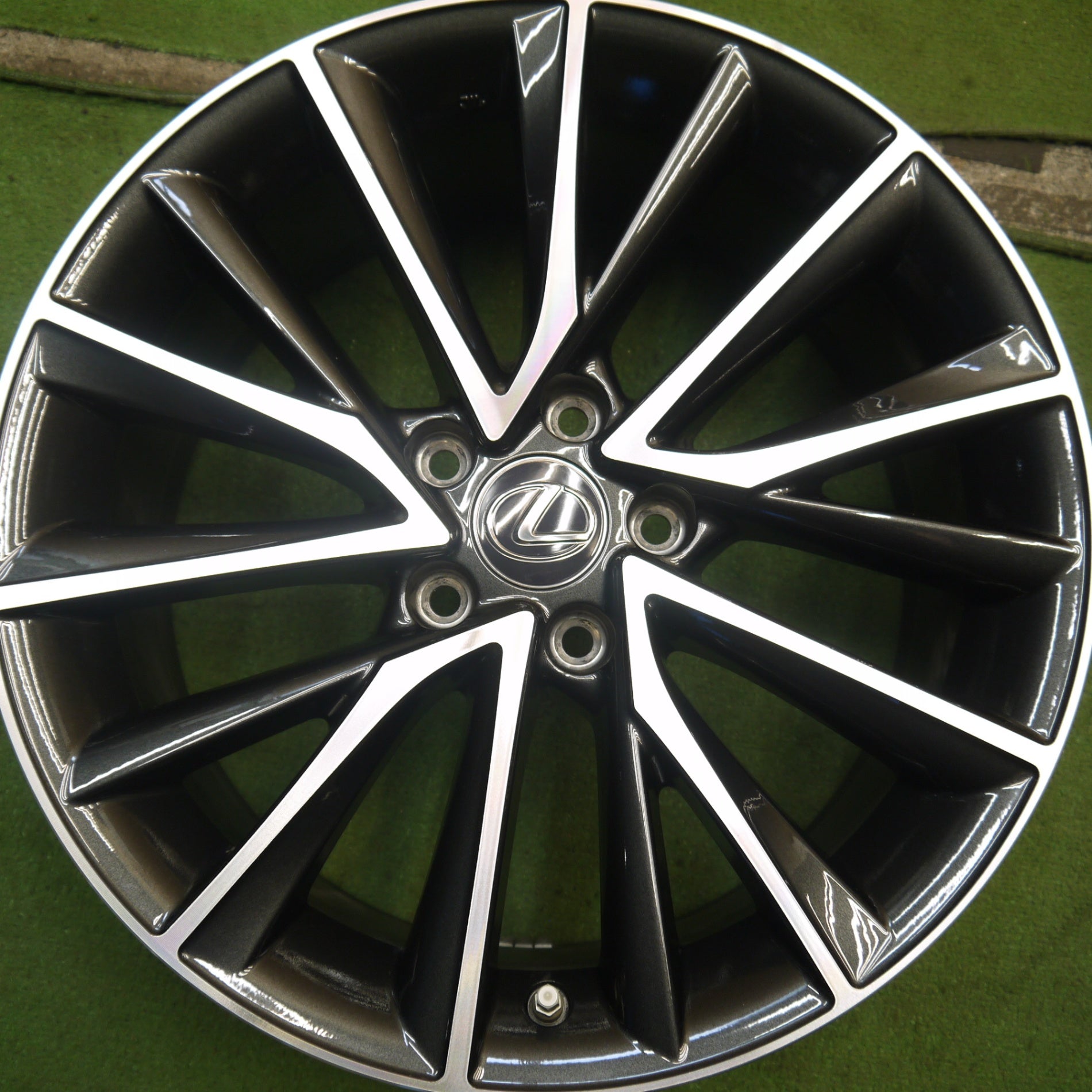 センサー付！キレイ☆レクサス NX 純正 ホイール 18インチ 18×7.5J