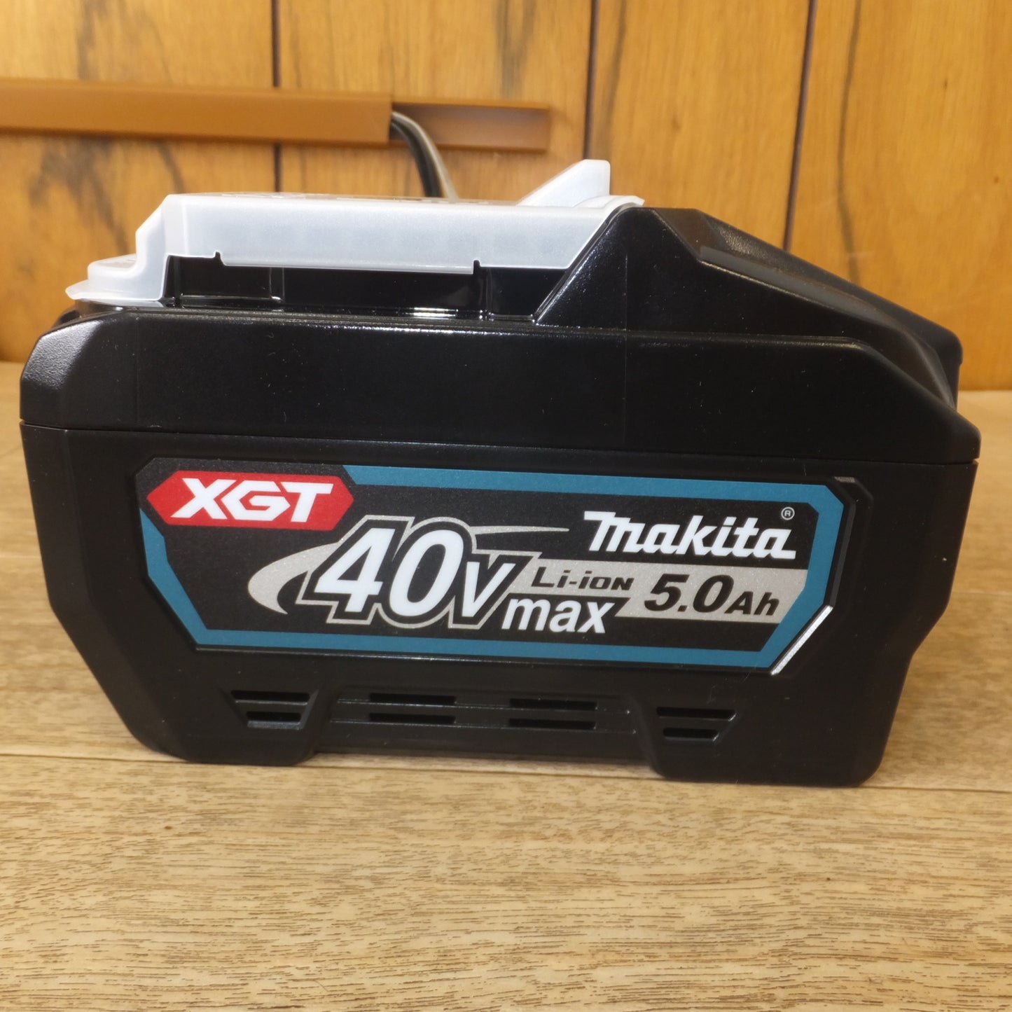 [送料無料] 未使用★マキタ makita Li-ion バッテリ BL4050F XGT A-72372　5.0Ah DC36V DC40V(max) 180Wh 10INR19/66-2 Li-ion20★
