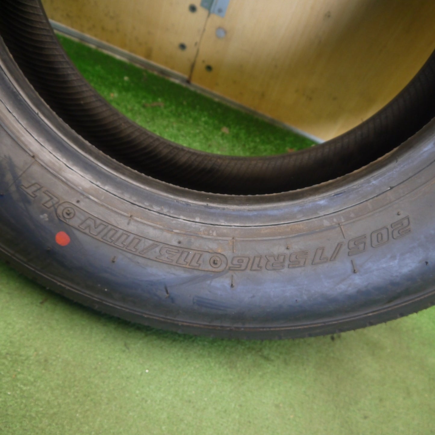 新車外し！24年！1本★トラック タイヤ 205/75R16 113/111N ヨコハマ SUPER STEEL RY108B 16インチ★6061904Hノタ