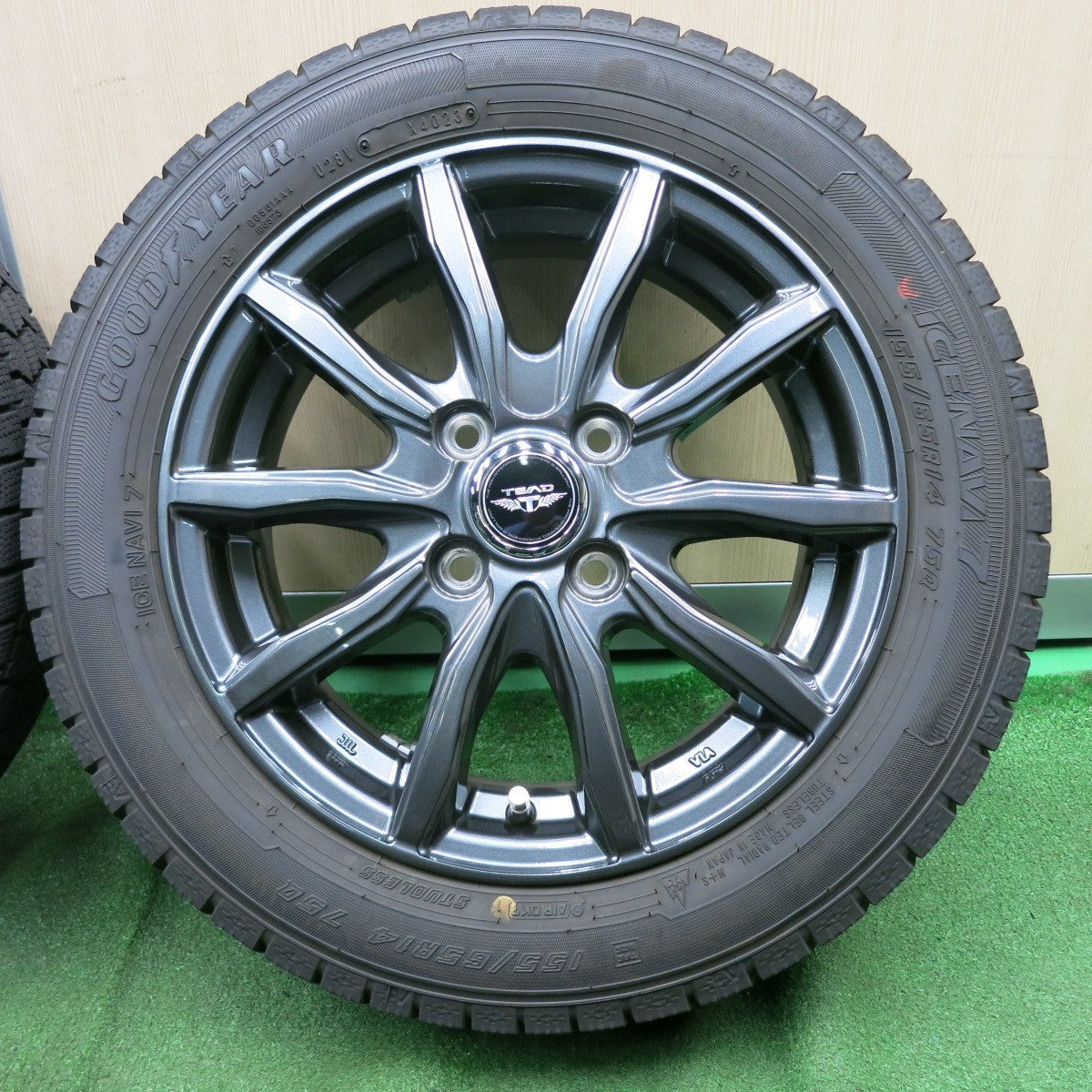 *送料無料* 超バリ溝！23年！ほぼ10分★スタッドレス 155/65R14 グッドイヤー アイスナビ7 TEAD テッド 14インチ PCD100/4H★4062901NJス