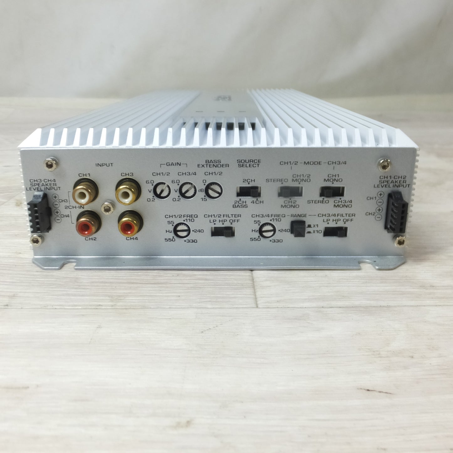 [送料無料] ◆clarion クラリオン 180W×4チャンネル パワーアンプ APA4360 POWER AMPLIFIER◆