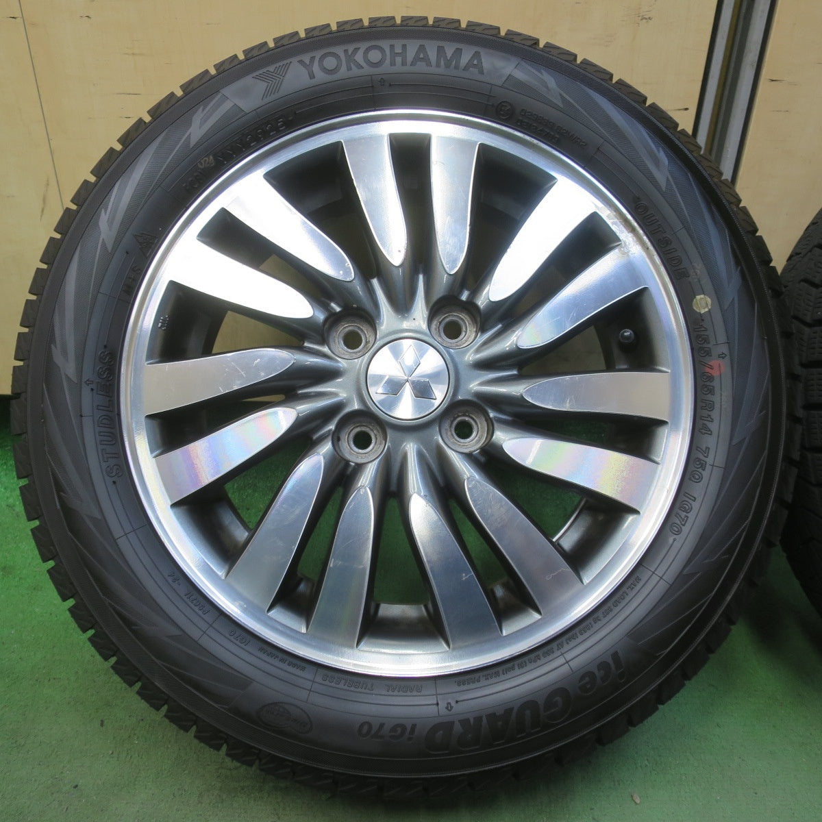 ほぼ未使用！25年◎三菱 デリカ D:2 純正 155/65R14 スタッドレス ヨコハマ アイスガード iG70 14インチ D2 PCD100/4H◎6072203イス