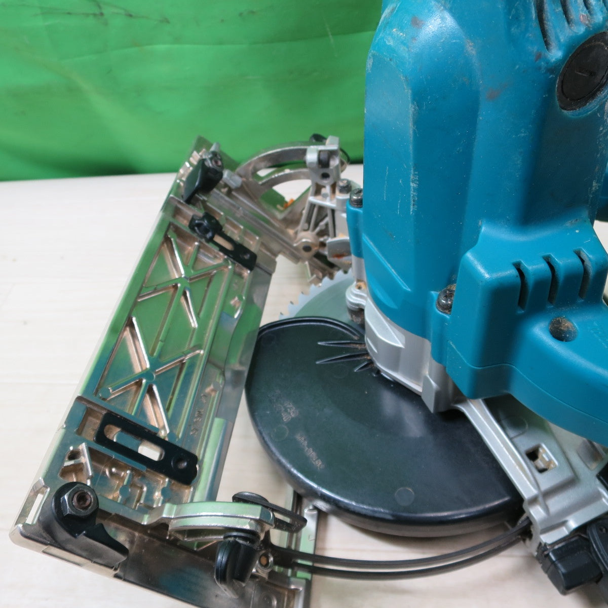 [送料無料] ☆マキタ 165mm 電子造作用 精密 マルノコ 5617CBA 電動 工具 丸のこ コード式 丸ノコ Makita☆