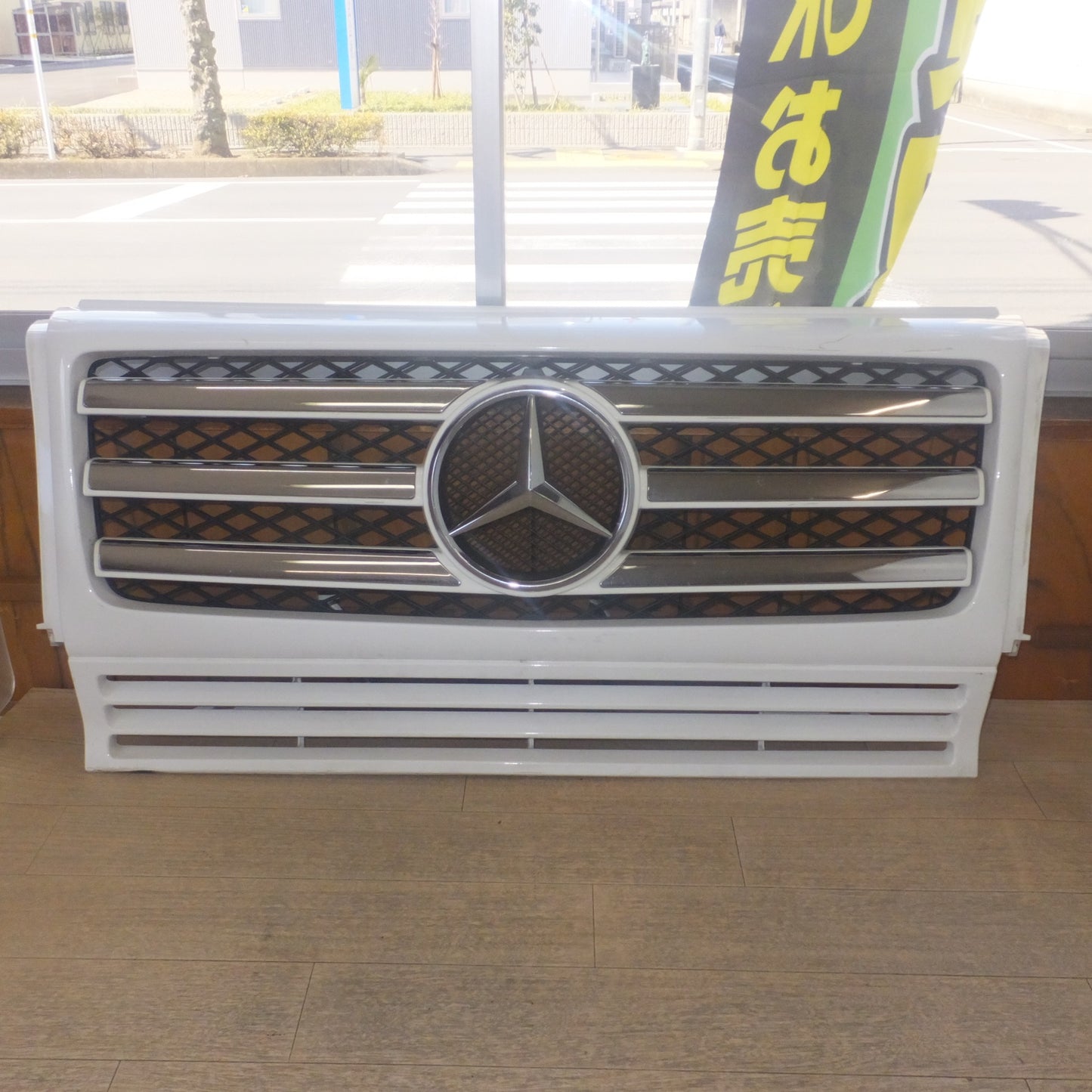 [送料無料] ★メルセデスベンツ Mercedes-Benz 純正 Gクラス フロントグリル W463 A463 888 00 51★