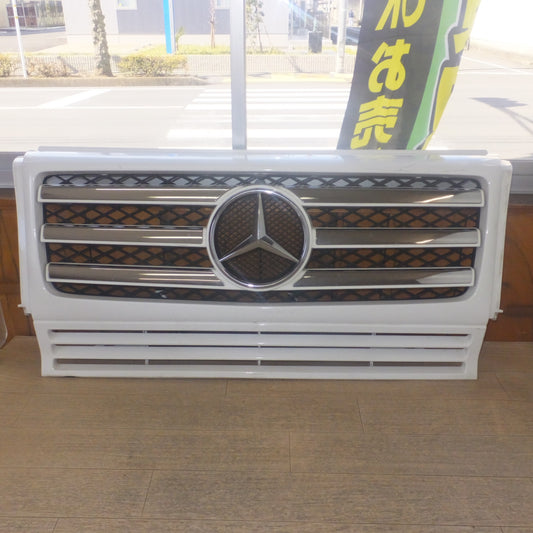 [送料無料] ★メルセデスベンツ Mercedes-Benz 純正 Gクラス フロントグリル W463 A463 888 00 51★