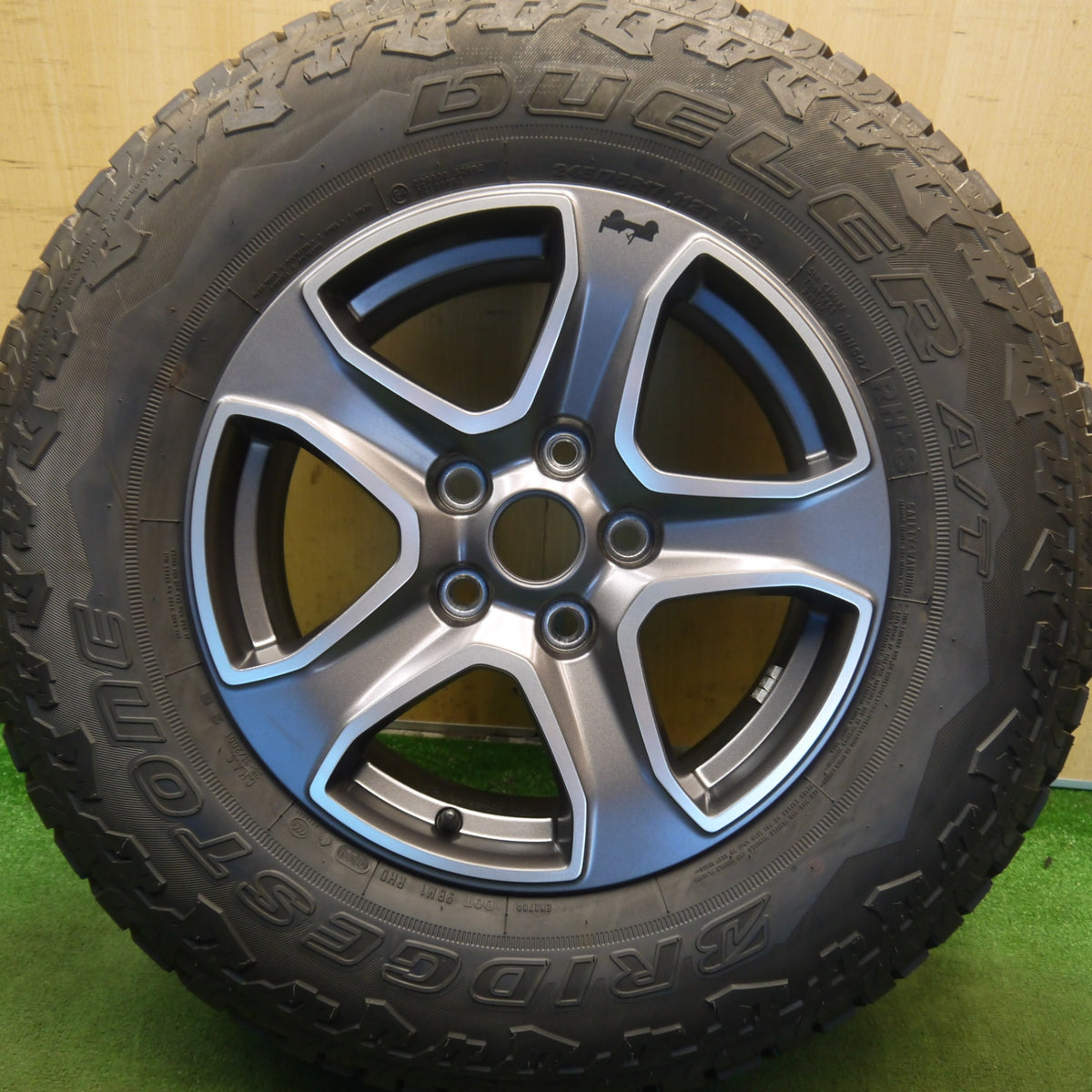 新車外し！1本◎JEEP ジープ JL ラングラー アンリミテッド スポーツ 純正 245/75R17 ブリヂストン デューラー A/T RH-S 17インチ PCD127/5H◎6092510Hノ