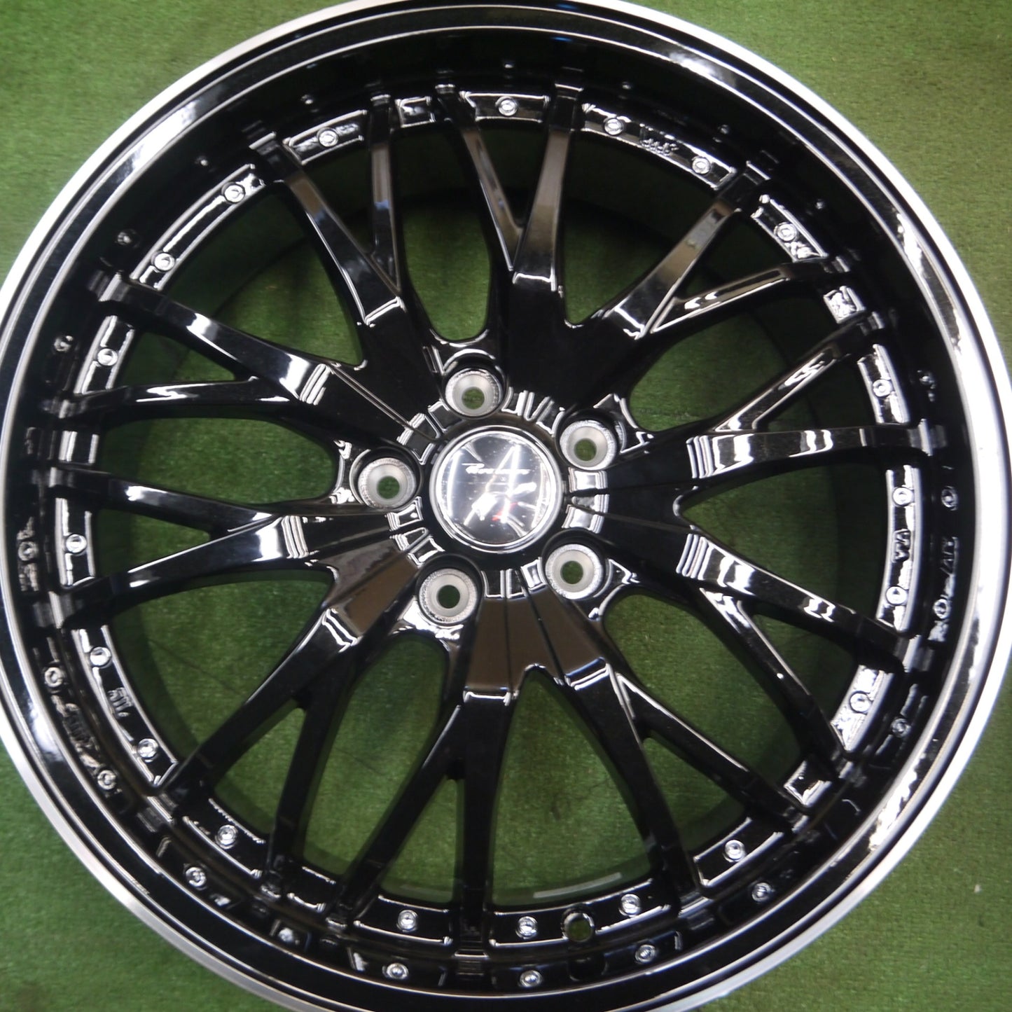 [送料無料] 未使用！付属品付き★Precious HM-3 19インチ ホイール プレシャス 19×8J PCD114.3/5H★5022110Hホ