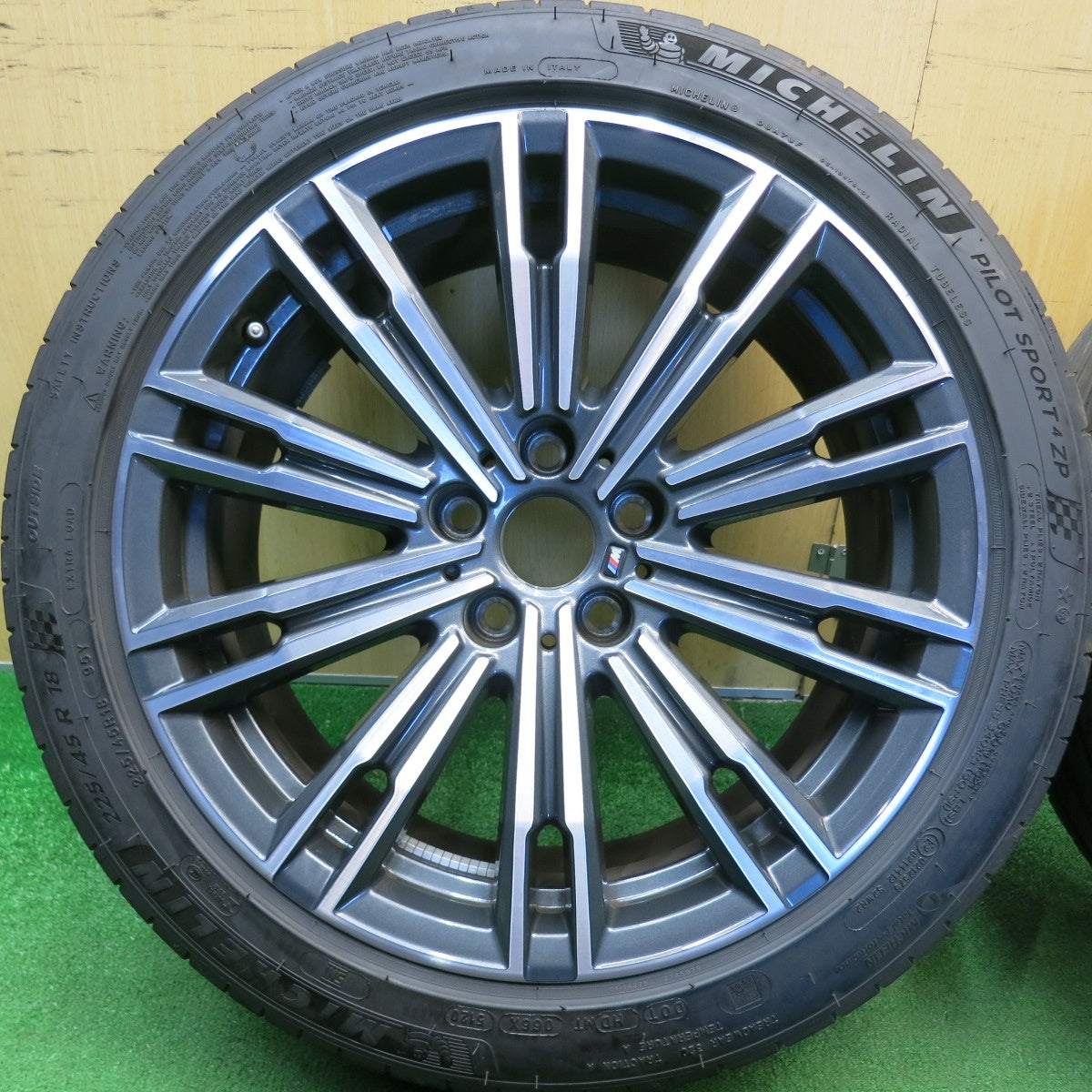 キレイ★BMW 3シリーズ G20 G21 Mスポーツ 純正 225/45R18 255/40R18 ミシュラン パイロットスポーツ4 ZP 18インチ PCD112/5H★6041105HAノ