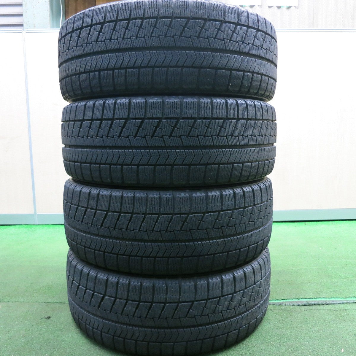 *送料無料* バリ溝！9分★ホンダ DC5 インテグラ タイプR 純正 215/45R17 スタッドレス ブリヂストン ブリザック VRX PCD114.3/5H★4032408HAス