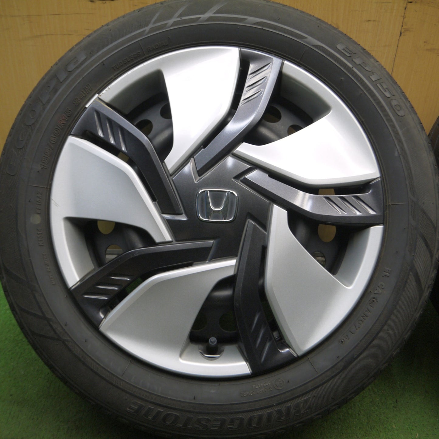 *送料無料* 4本価格★ホンダ フィット 純正 スチール 185/60R15 ブリヂストン エコピア EP150 15インチ PCD100/4H★4051501Hノ
