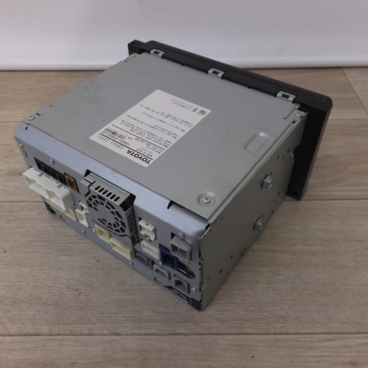 [送料無料] 現状品★富士通テン製 トヨタ 純正 SDナビゲーション 08545-00V51 NSZT-W62G　セキュリティロック[57]★