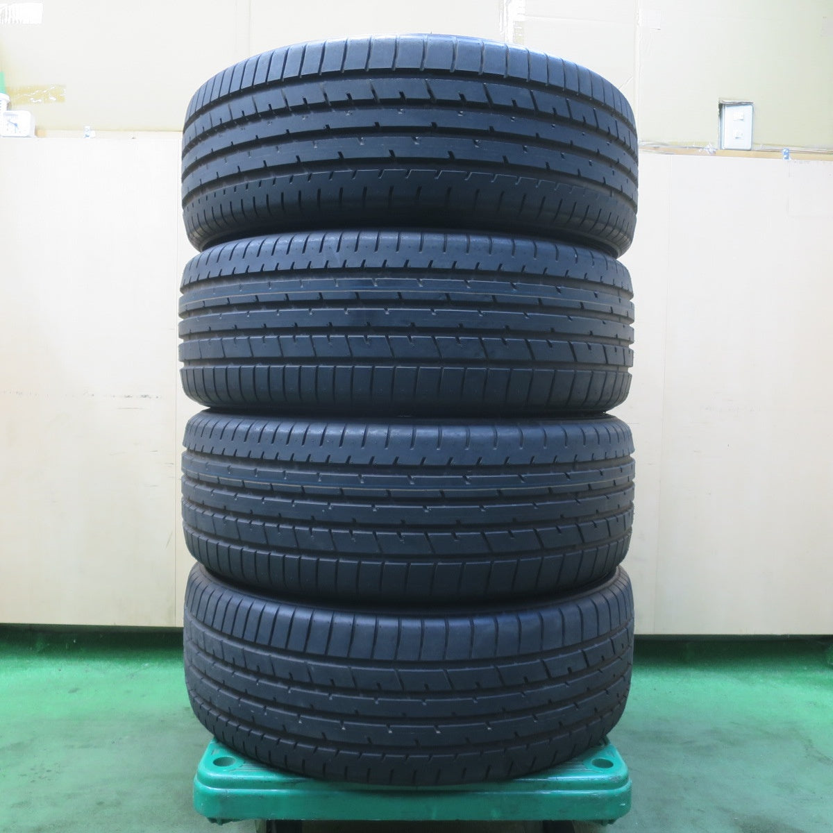 新車外し！23年★225/55R19 トーヨー プロクセス R46A タイヤ 19インチ ハリアー 40系 アルファード ヴェルファイア CX-5 CX-8 等★6011506イノタ