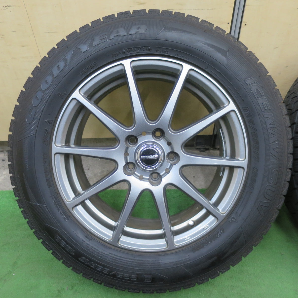 バリ溝！キレイ！9分★スタッドレス 225/65R17 グッドイヤー アイスナビ SUV WAREN ヴァーレン 17インチ PCD114.3/5H★6013106ナス