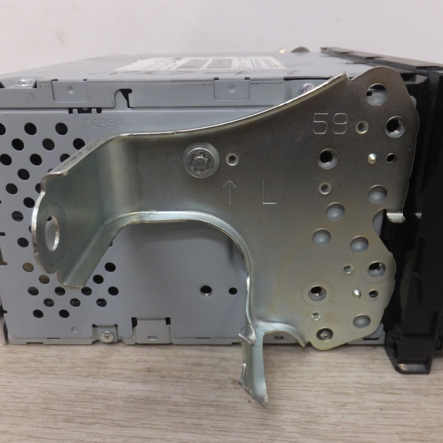 [送料無料] ジャンク★パナソニック製 トヨタ 純正 SDナビゲーション NSCN-W68 08605-00B60(46)★