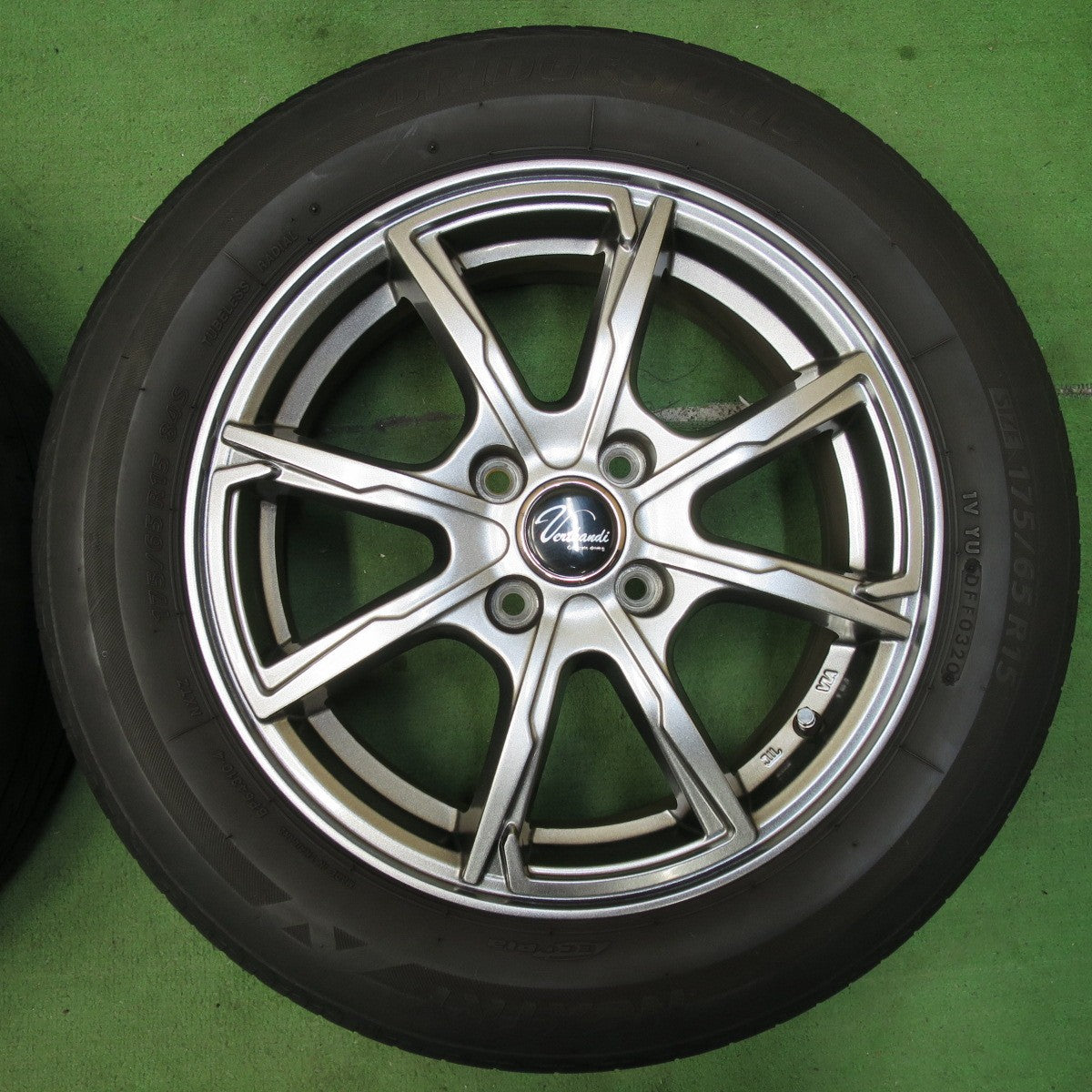 [送料無料] キレイ！22年★175/65R15 トーヨー ナノエナジー3 プラス ブリヂストン ネクストリー エコピア Verthandi ヴェルサンディ ヴェルザンディ 15インチ PCD100/4H★5021703イノ