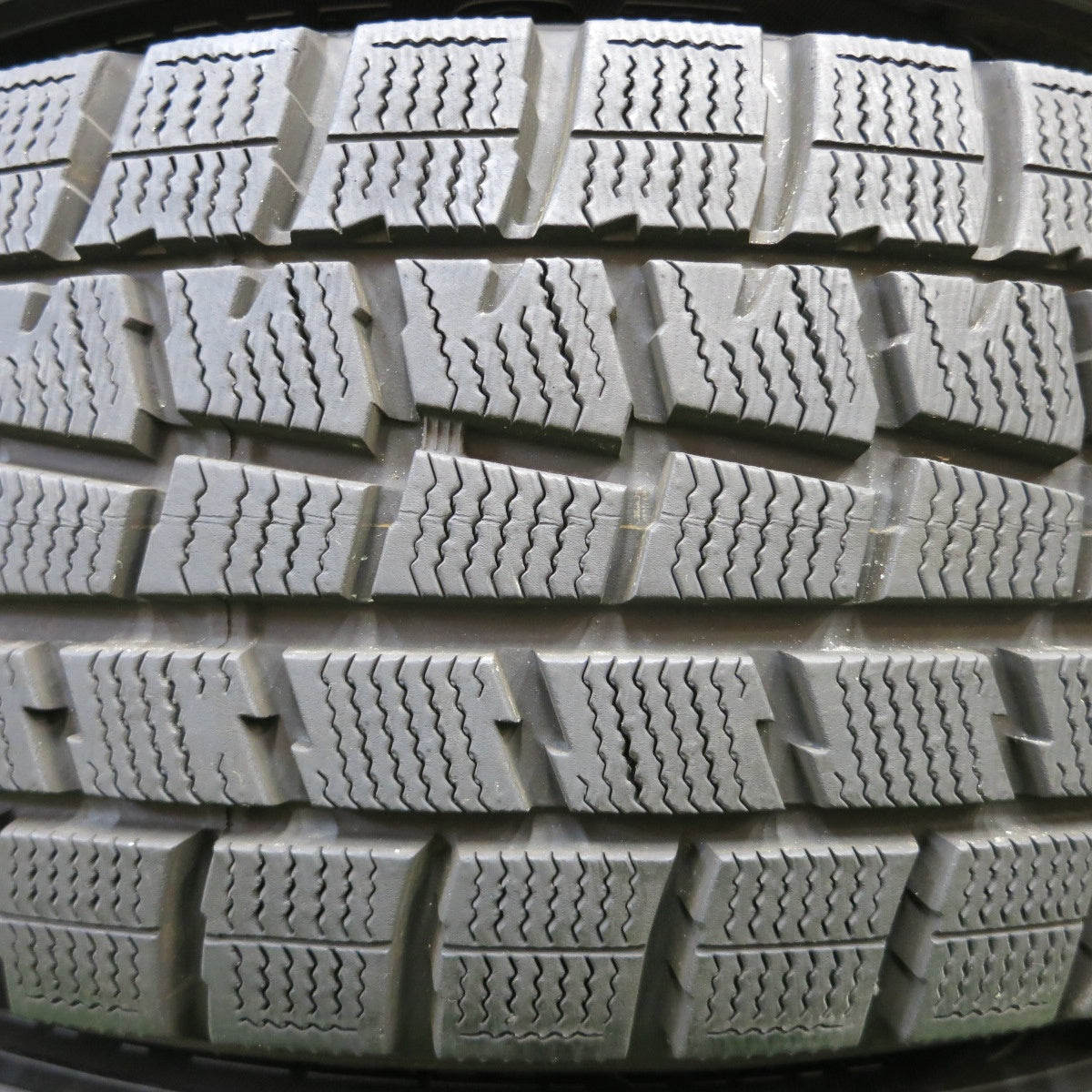*送料無料* バリ溝！キレイ！9.5分★スタッドレス 205/65R16 ダンロップ ウインターマックス WM01 ZACK JP-52 MONZA PCD114.3/5H★4031902イス