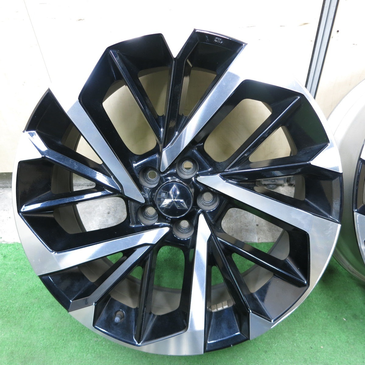 キレイ★三菱 アウトランダー PHEV 純正 ENKEI ホイール 20インチ エンケイ 20×8J PCD114.3/5H★5110505ナホ