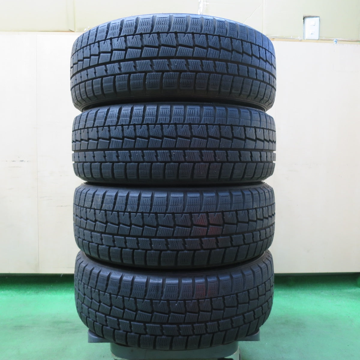 送料無料] バリ溝！9.5分☆スタッドレス 195/65R15