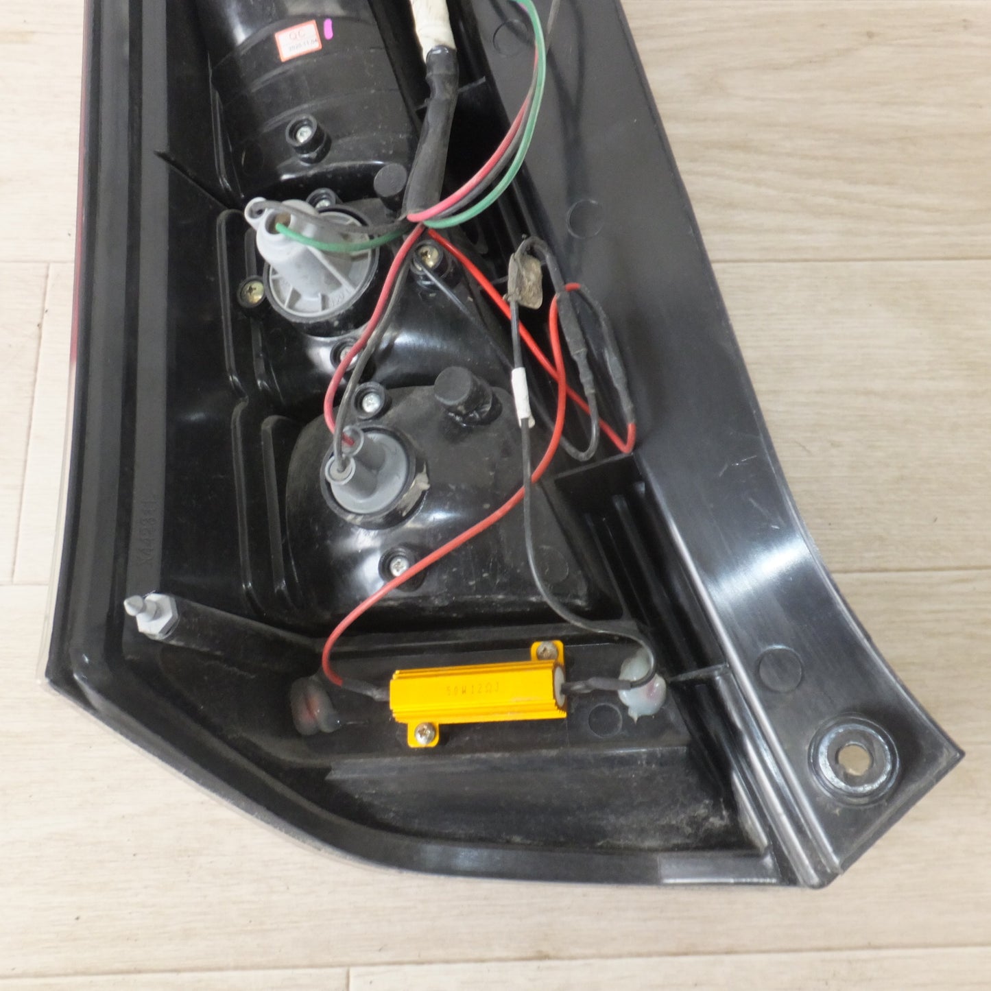 [送料無料] ★JUNYAN スズキ SUZUKI ワゴンR MH23S テールライト LT-HU588 右★