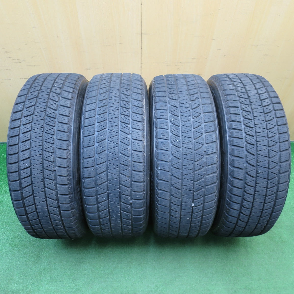バリ溝！キレイ！8.5分★ベンツ GLCクラス X253 純正 235/60R18 スタッドレス ブリヂストン ブリザック DM-V3 18インチ PCD112/5H★5122501NJス