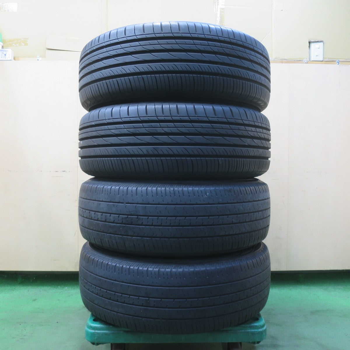 バリ溝！キレイ！9.5分★日産 T32 エクストレイル 純正 225/65R17 トーヨー プロクセス CL1 SUV グッドイヤー ASSURANCE CS FUEL MAX 17インチ PCD114.3/5H★6040406イノ