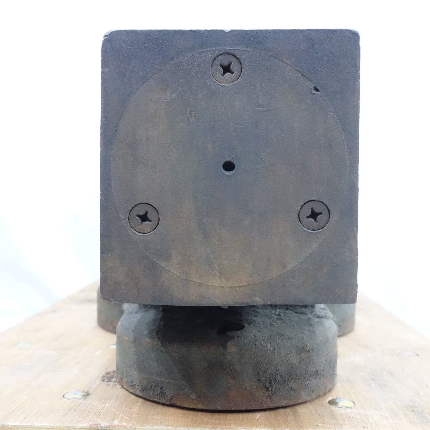 [送料無料] ◆ナベヤ 卓上 万力 150 型式 不明 ベンチ バイス 締め付け 固定 工具 道具②◆