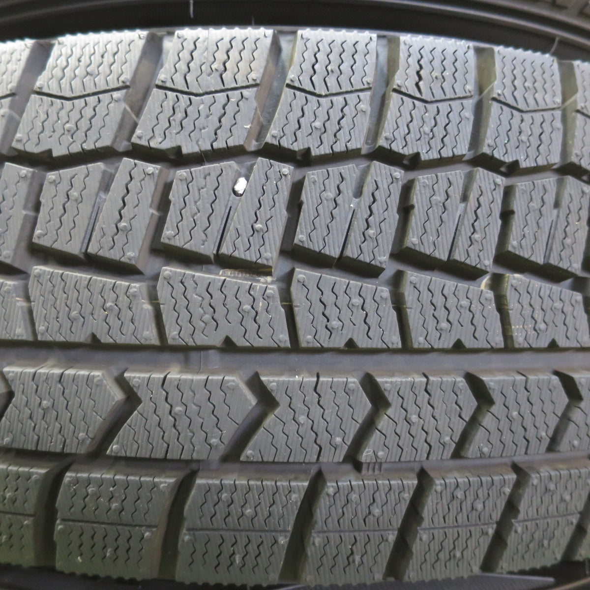バリ溝！25年！キレイ！ほぼ10分★プリウス 等 195/65R15 スタッドレス ダンロップ ウインターマックス WM02 evance HA1 エヴァンス 15インチ PCD100/5H★6050808イス