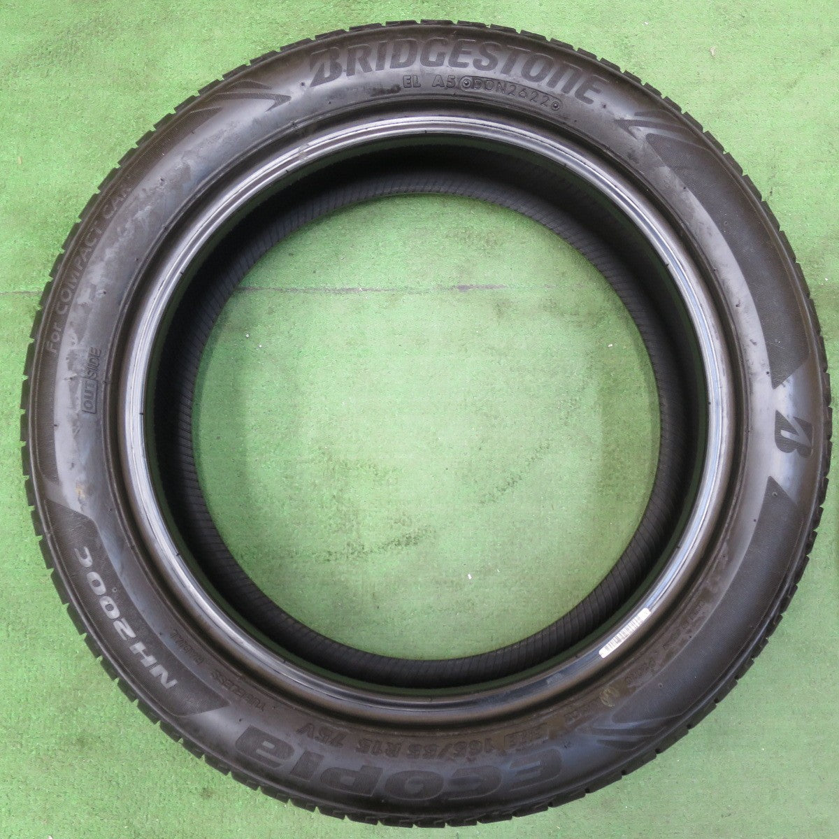 [送料無料] バリ溝！22年！9分★165/55R15 ブリヂストン エコピア NH200C タイヤ 15インチ ムーブ タント ワゴンR N-BOX スペーシア等★5022108イノタ