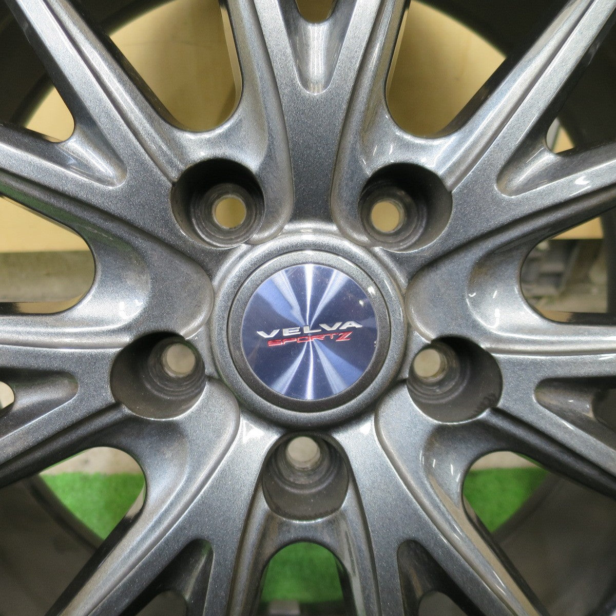 キレイ★VELVA SPORTZ ヴェルヴァ 17インチ ホイール 17×7J PCD114.3/5H★6042705NGホ