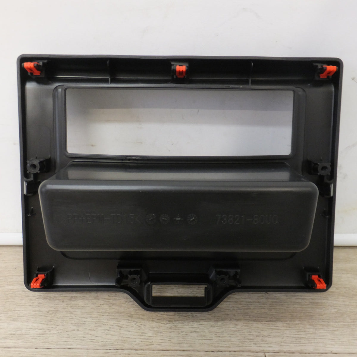 キレイ★スズキ SUZUKI カーオーディオ カーラジオ 39101-82M20　エブリィ DA18V オーディオパネル 73821-80U0　セット★