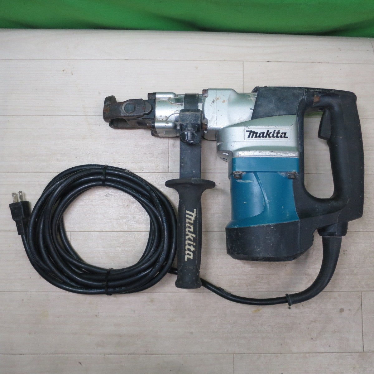 [送料無料] ☆マキタ 35mm ハンマドリル HR3530 電動 工具 ハンマードリル コード式 makita 100V 穴あけ はつり ハツリ☆