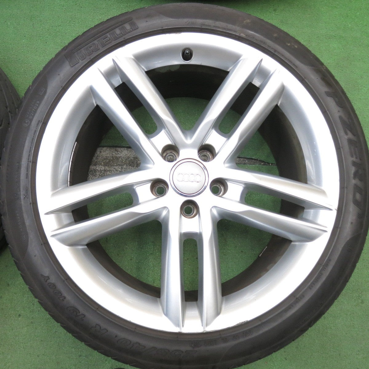 4本価格◎アウディ A6 Sライン 純正 255/40R19 ピレリ PZERO Pゼロ 19インチ PCD112/5H◎6082902HAノ