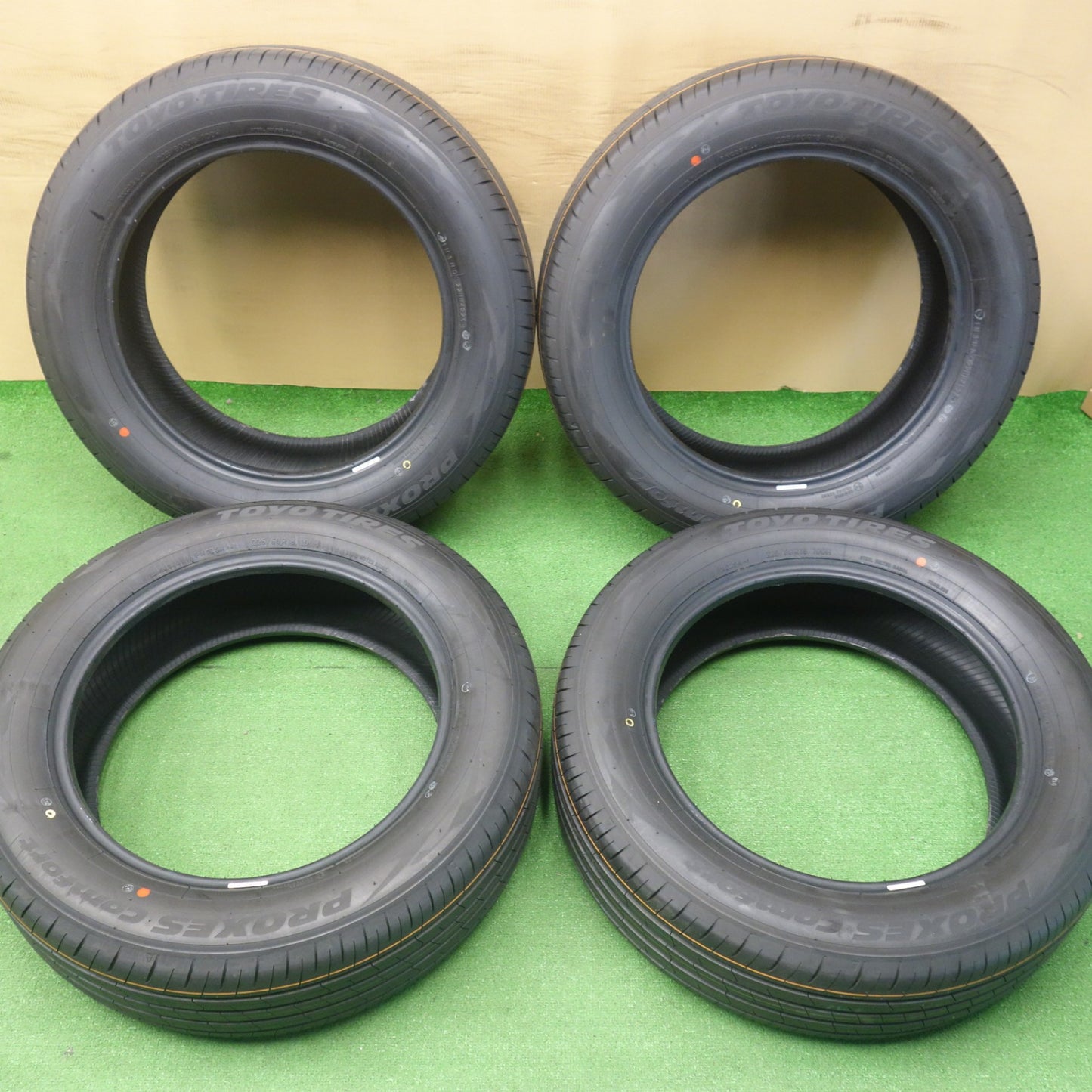 新車外し！25年★225/60R18 トーヨー プロクセス Comfort コンフォート 18インチ タイヤ 40系 アルファード ヴェルファイア ハリアー RAV4 等★6060503KTノタ
