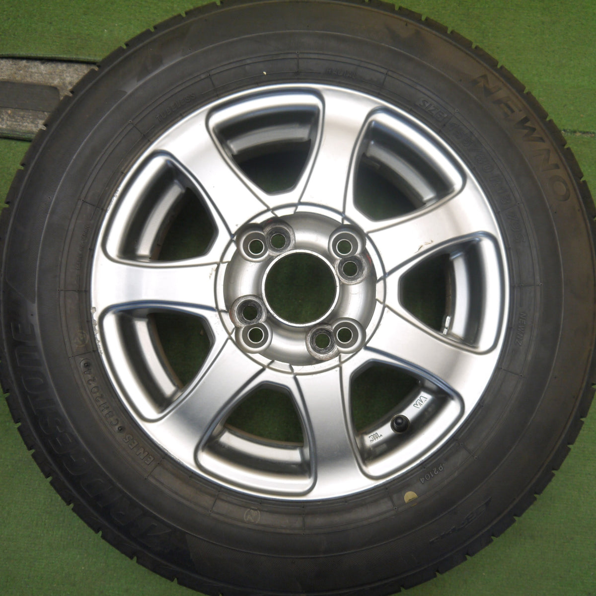 ほぼ未使用！24年◎155/80R13 ブリヂストン NEWNO 社外 アルミ ホイール ニューノ 13インチ PCD100 114.3/4H マルチ◎6081203Hノ