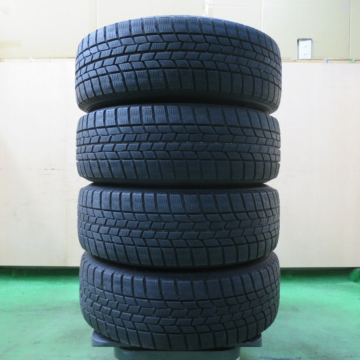 キレイ★プリウス 等 195/65R15 スタッドレス グッドイヤー アイスナビ6 ravrion selzer ラブリオン 15インチ PCD100/5H★5012107イス