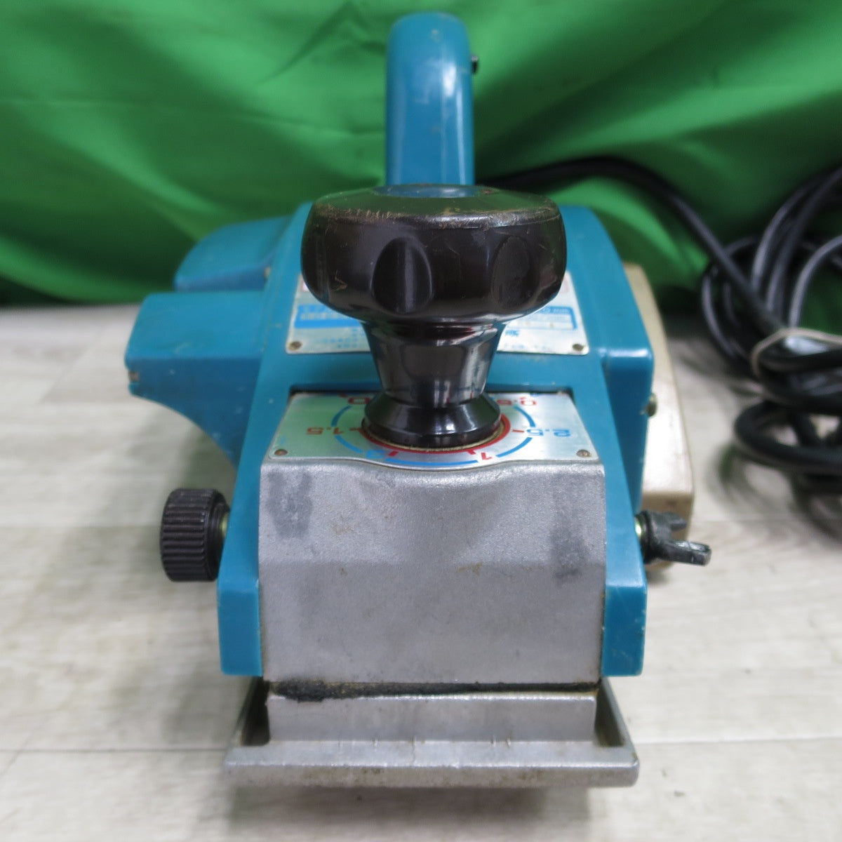 [送料無料] ☆makita マキタ 1003B-A 曲面カンナ 1003B-A 電動工具 大工道具 電気かんな 研削 研磨機 DIY☆