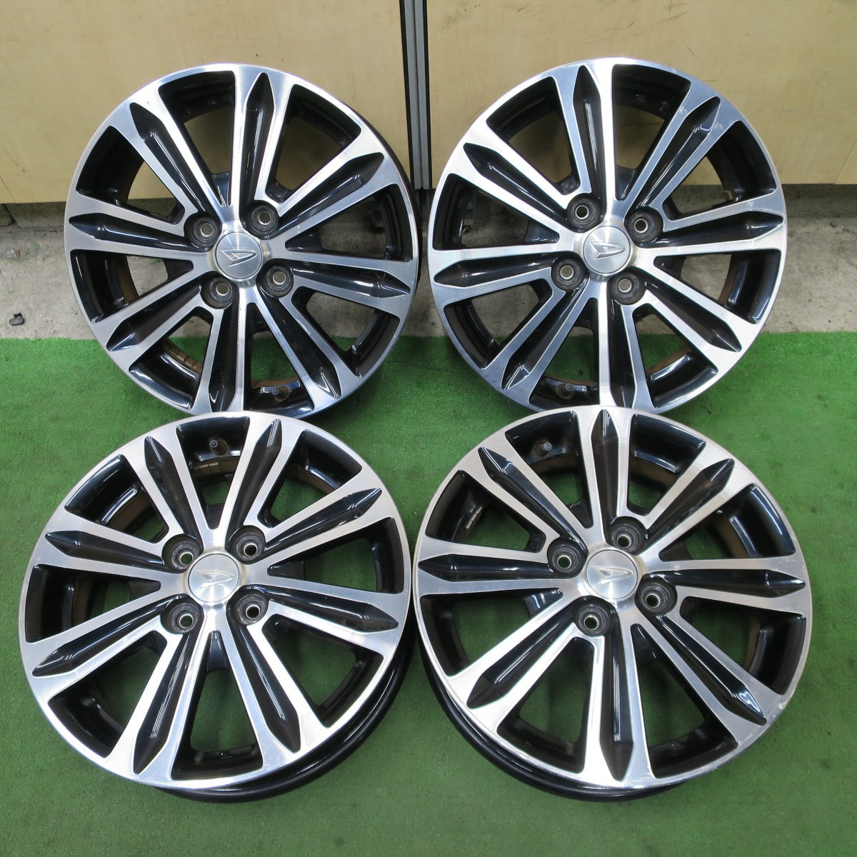 4本価格★ダイハツ タント カスタム 純正 ホイール 15インチ 15×4.5J PCD100/4H★6042005NGホ
