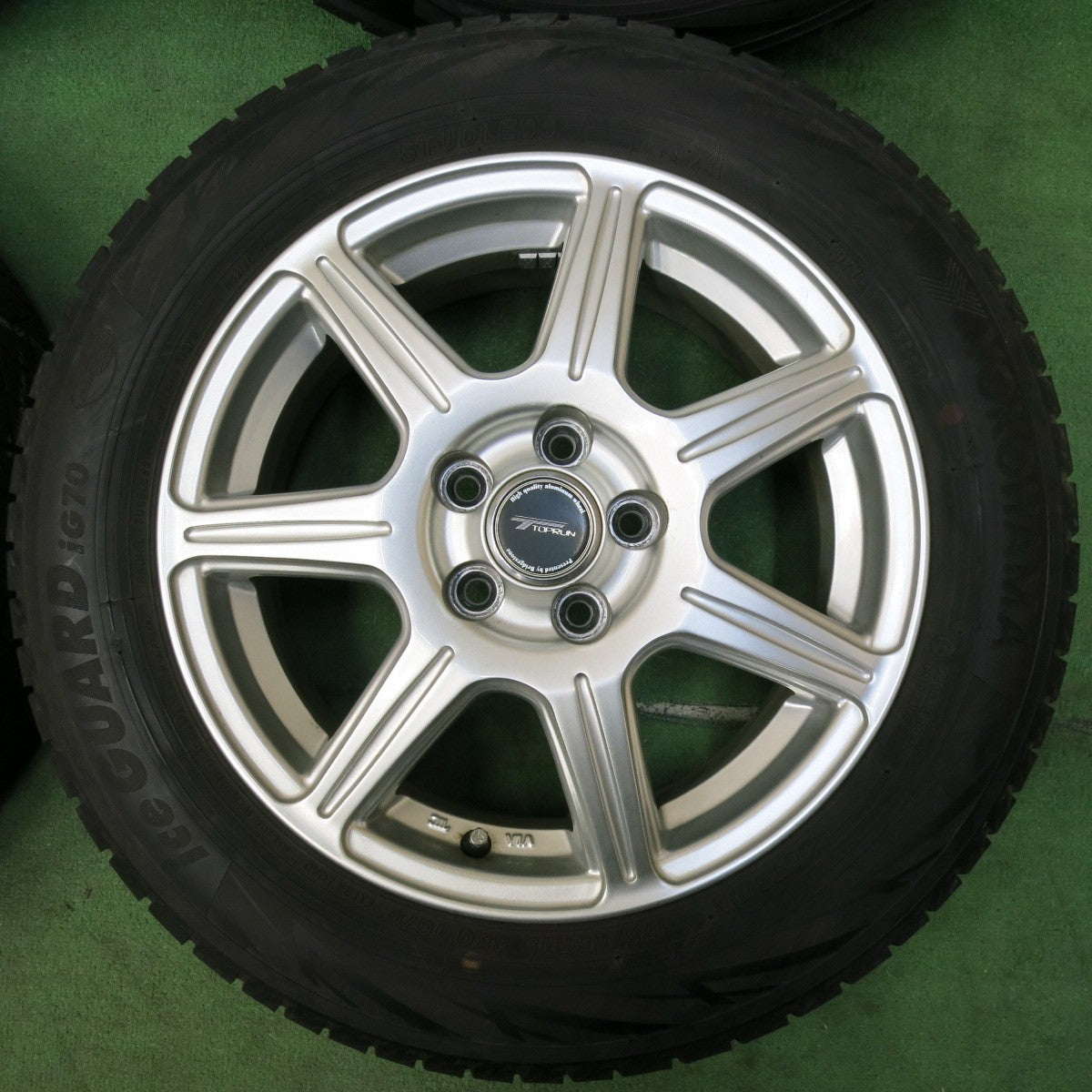 [送料無料] バリ溝！21年！キレイ！9分★シエンタ等 175/65R15 スタッドレス ヨコハマ アイスガード iG70 TOPRUN トップラン 15インチ PCD100/5H★4112903SYス