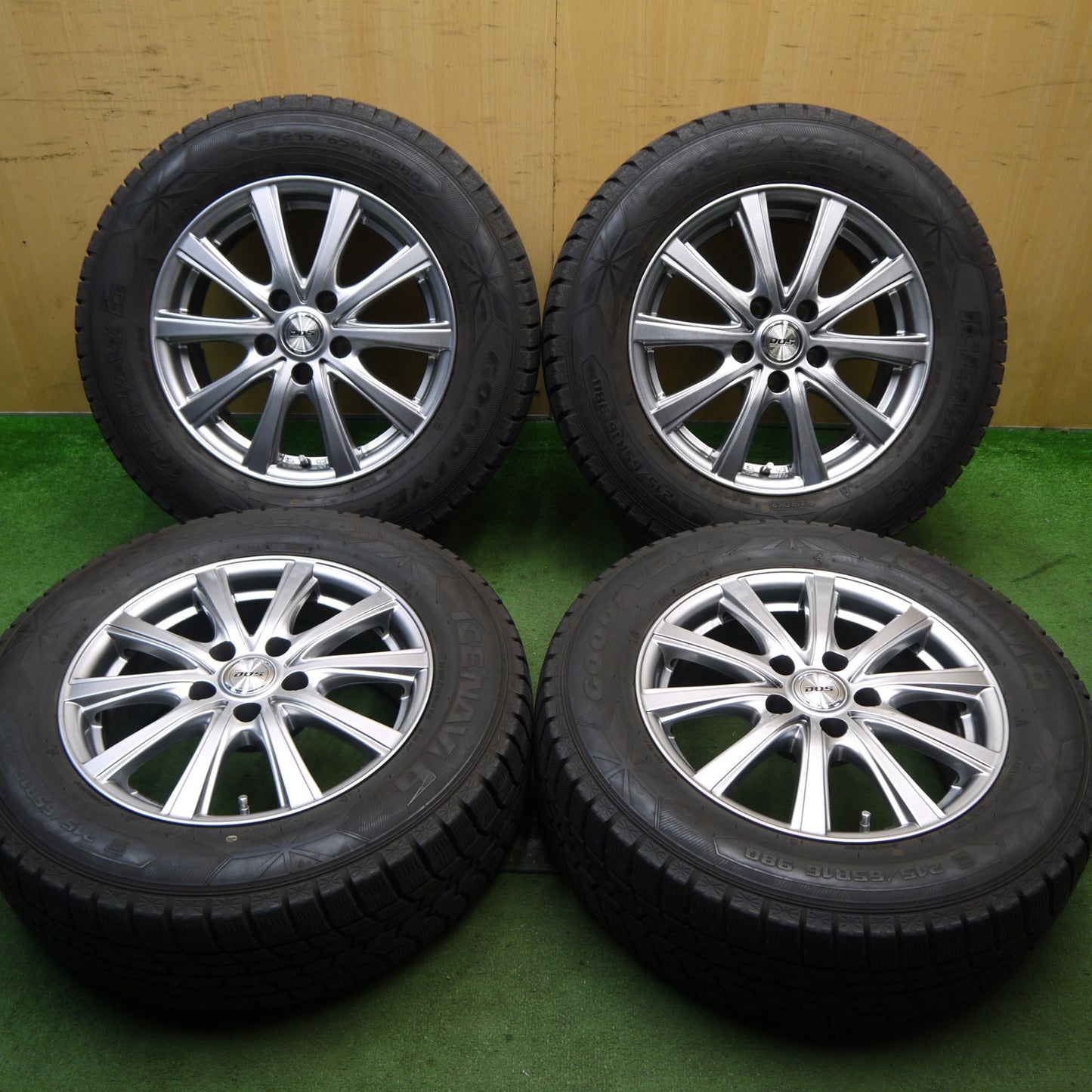 バリ溝！キレイ！9分★スタッドレス 215/65R16 グッドイヤー アイスナビ6 D.O.S. DOS 17インチ PCD114.3/5H★5082003Hス