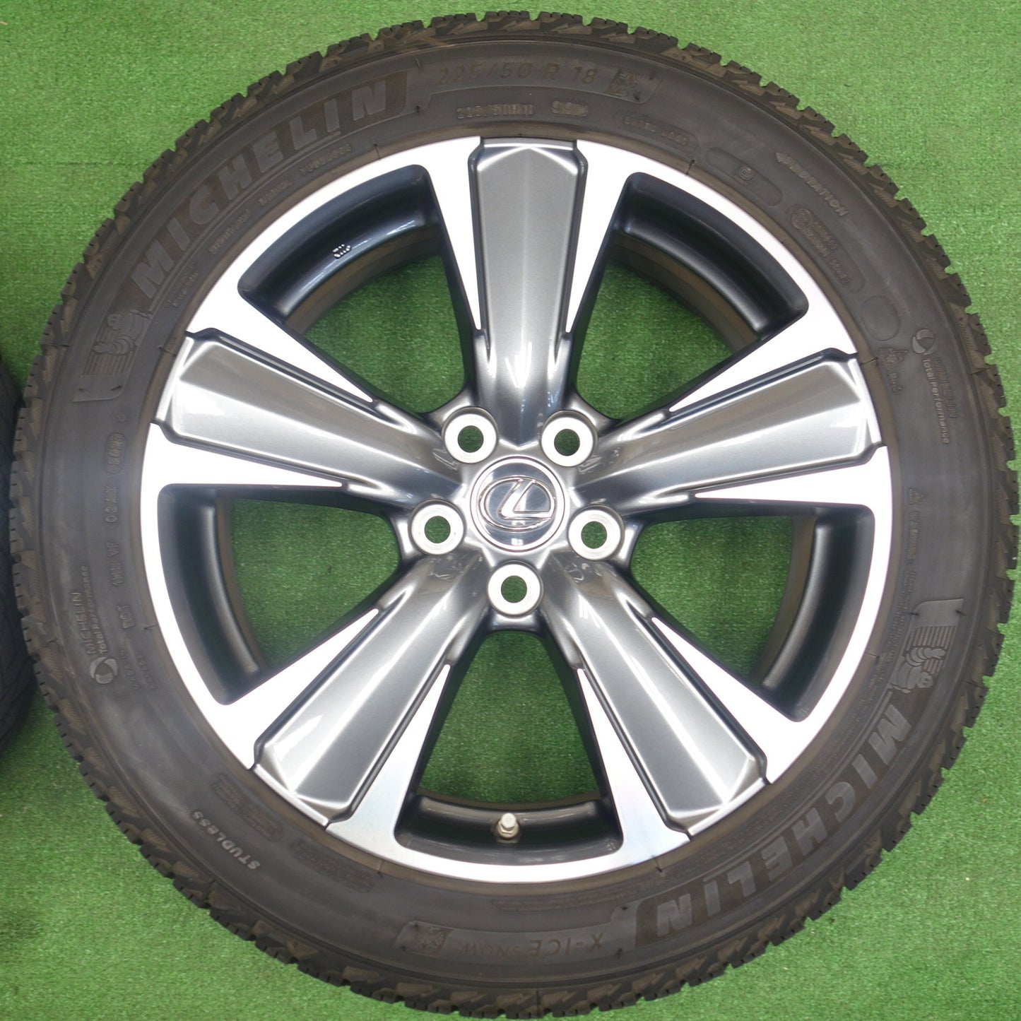 センサー付！バリ溝！23年！キレイ！9.5分★レクサス UX 純正 225/50R18 スタッドレス ミシュラン X-ICE SNOW 18インチ PCD114.3/5H★6031305KTス