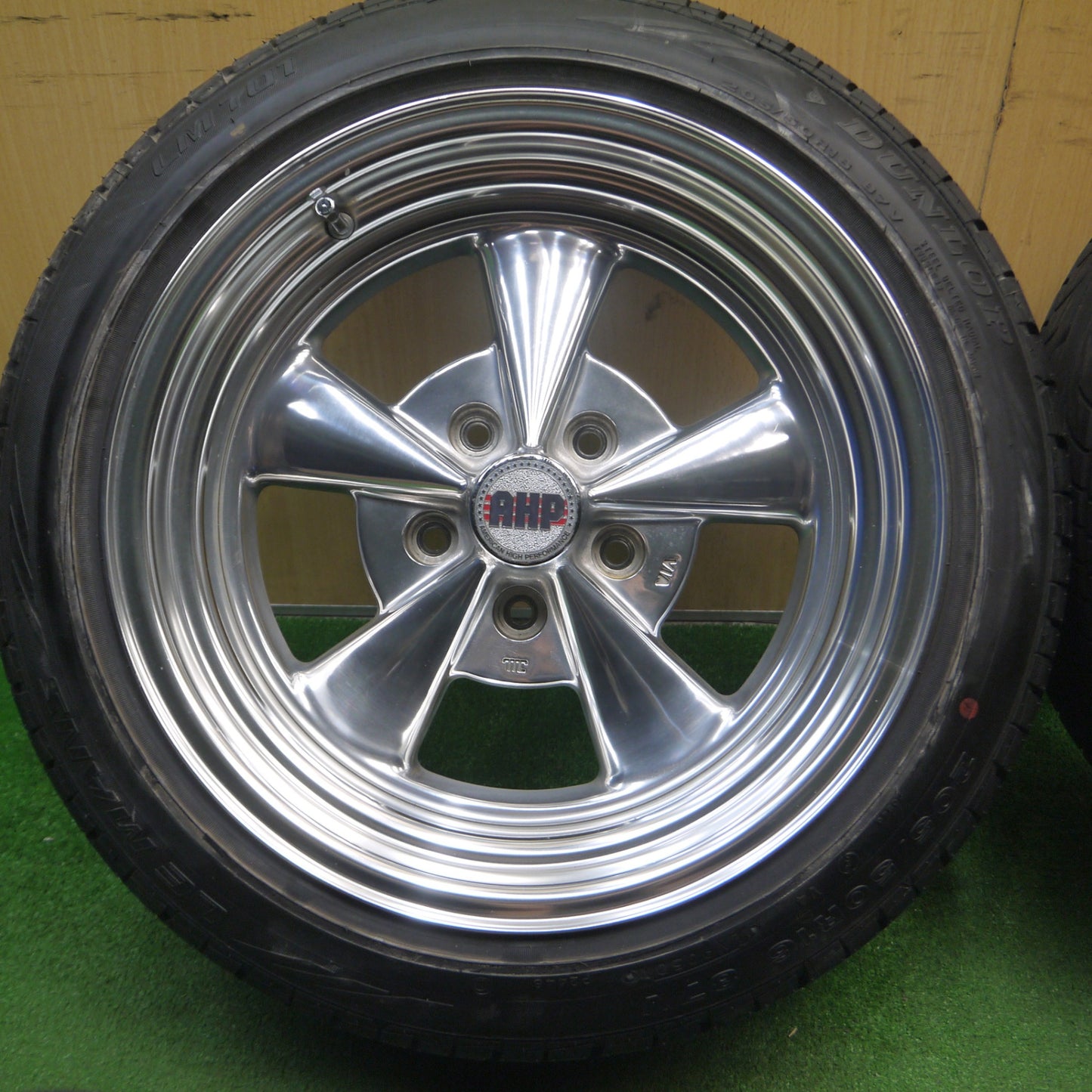 [送料無料] バリ溝！9.5分 レア★AHP C5S AMERICAN HIGH PERFORMANCE クレーガー 205/50R16 ブリヂストン ダンロップ アメリカン ハイパフォーマンス PCD114.3/5H★5030411Hノ