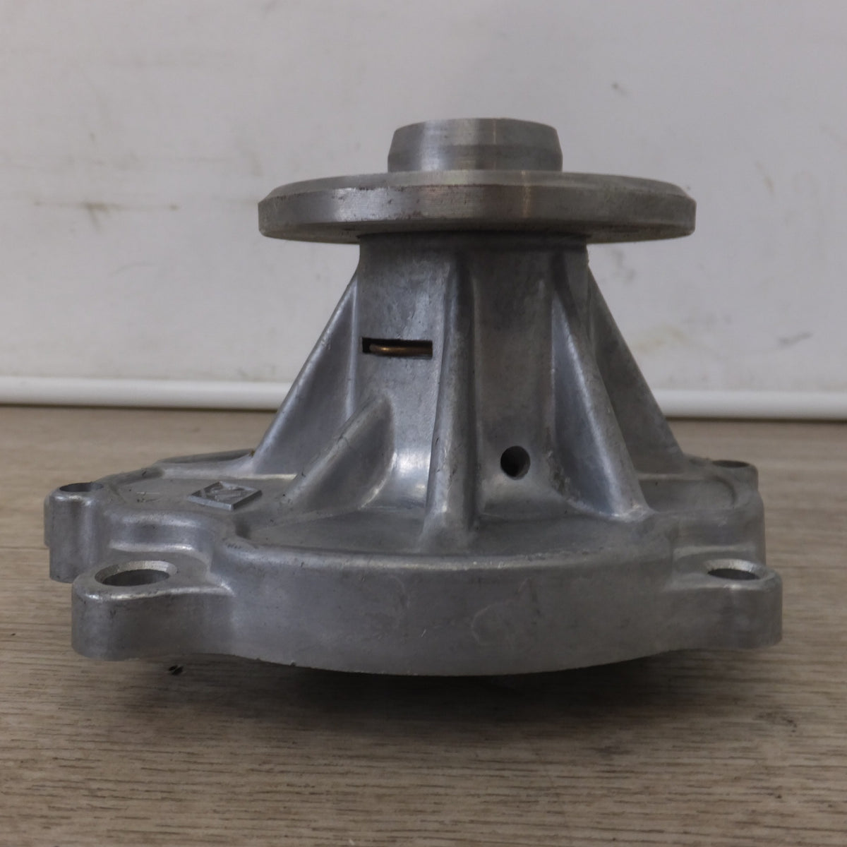 ★Toyo 1114 ウォーターポンプ WATER PUMP 21010-E3028 E3027　GC10 GC110 230V.DX★