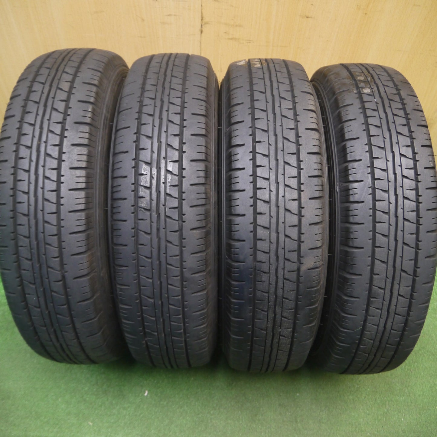 [送料無料] 4本価格！23年★ダイハツ ハイゼット アトレー 等 純正 スチール 145/80R12 80/78N ダンロップ エナセーブ VAN01 12インチ PCD100/4H★5021707Hノ