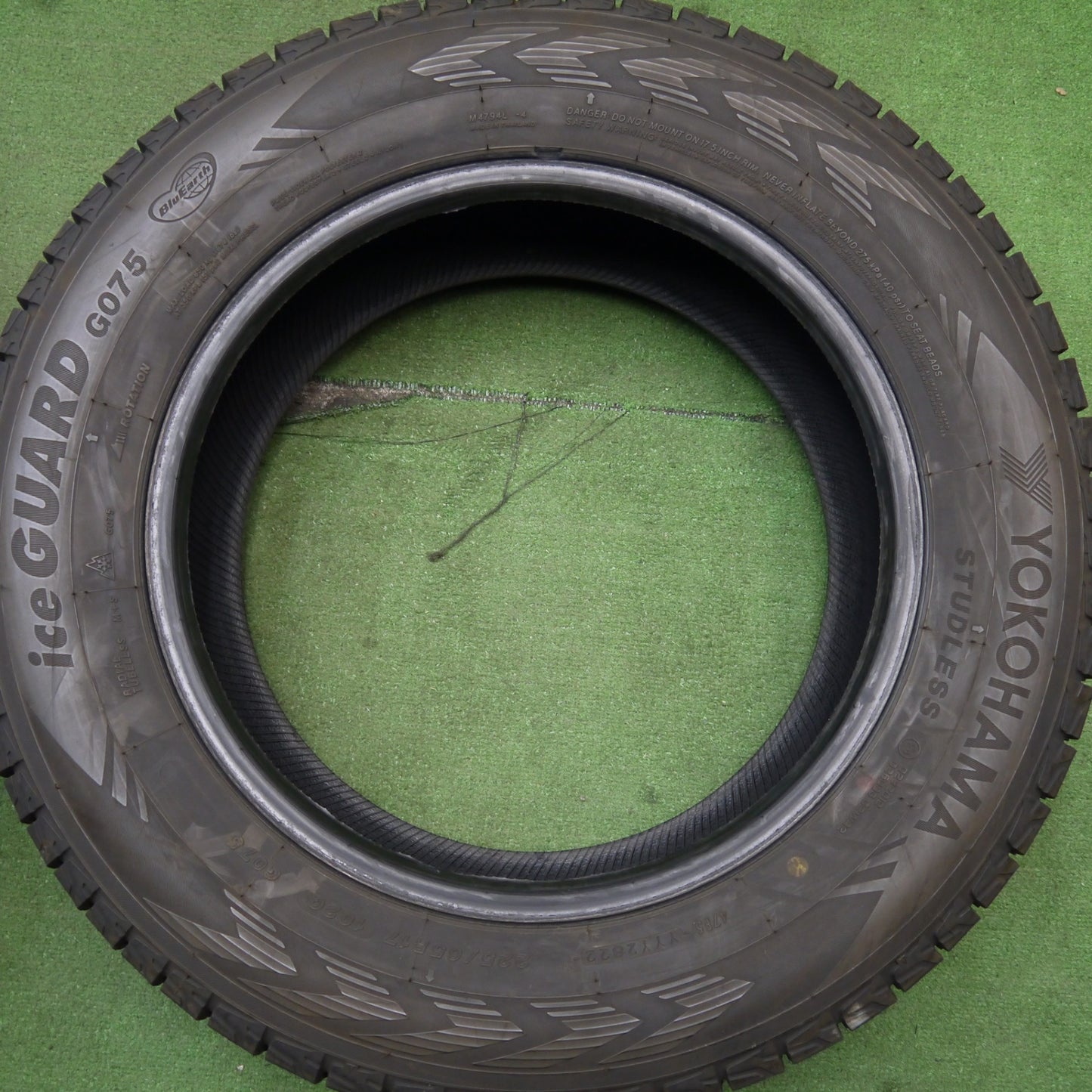 バリ溝！22年！9分★スタッドレス 225/65R17 ヨコハマ アイスガード G075 タイヤ 17インチ CX-5 CX-8 エクストレイル 等★5053010Hスタ