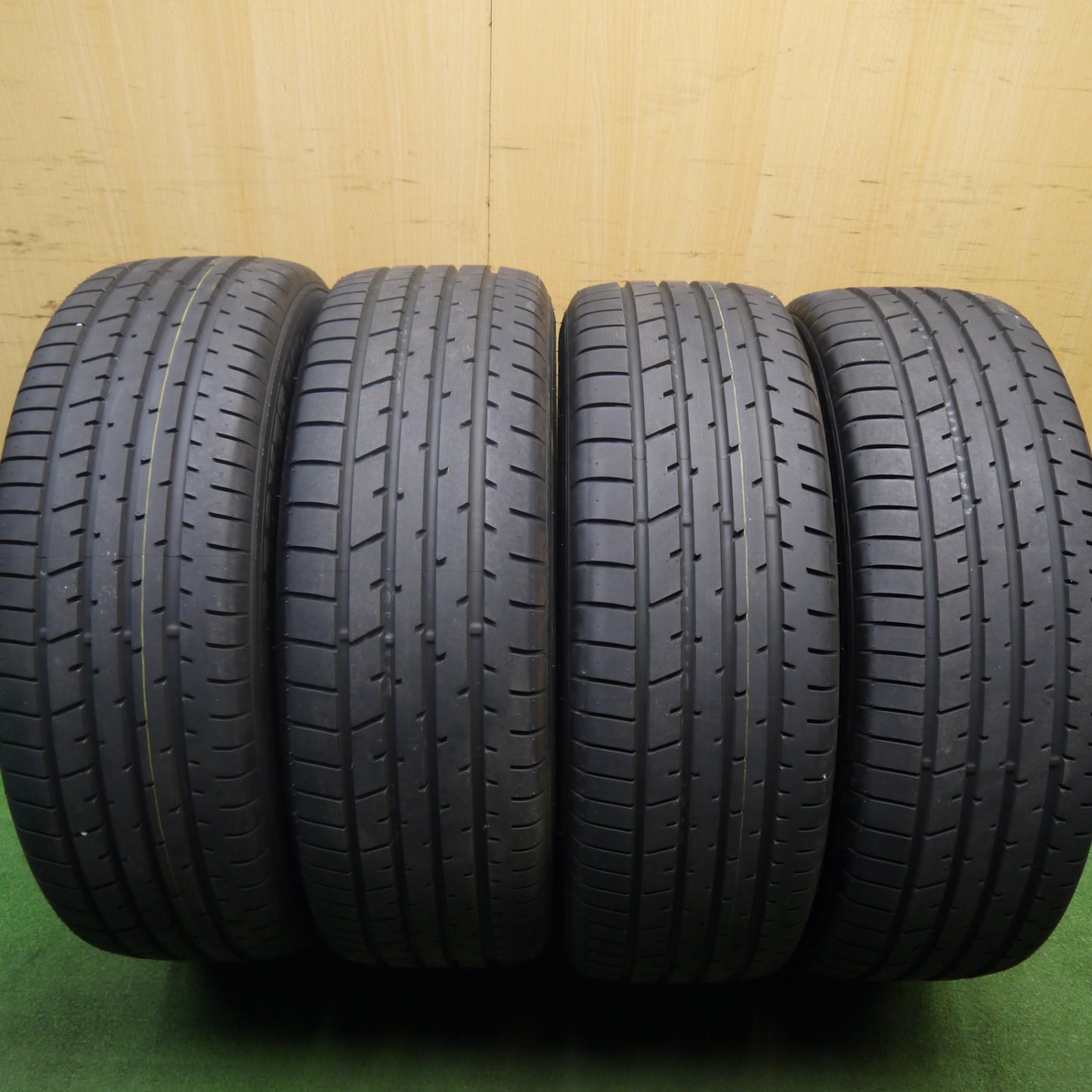 新車外し！25年★トヨタ 80系 ハリアー Zグレード 純正 225/55R19 トーヨー プロクセス R46A 19インチ PCD114.3/5H★5051308Hノ